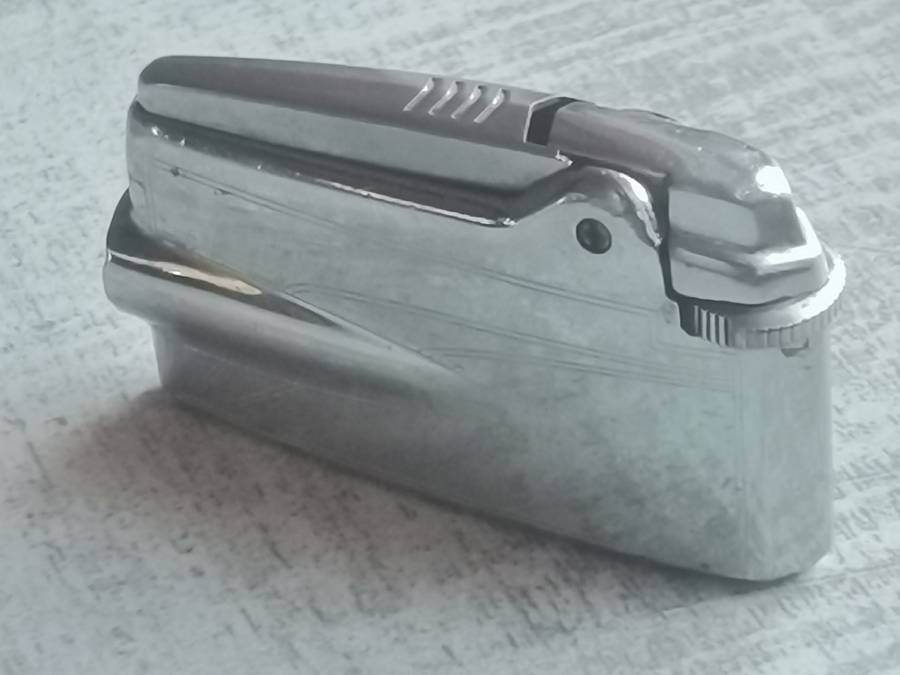 VINTAGE RONSON LIGHTER