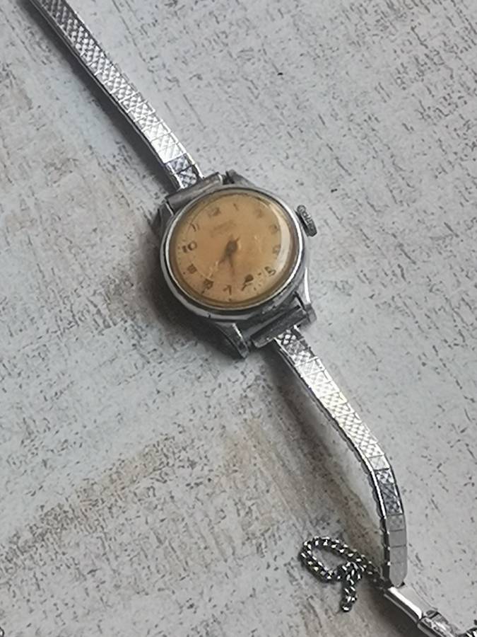 VINTAGE LADIES CITIZEN AND LANCO WATCHES BOTH WORKING