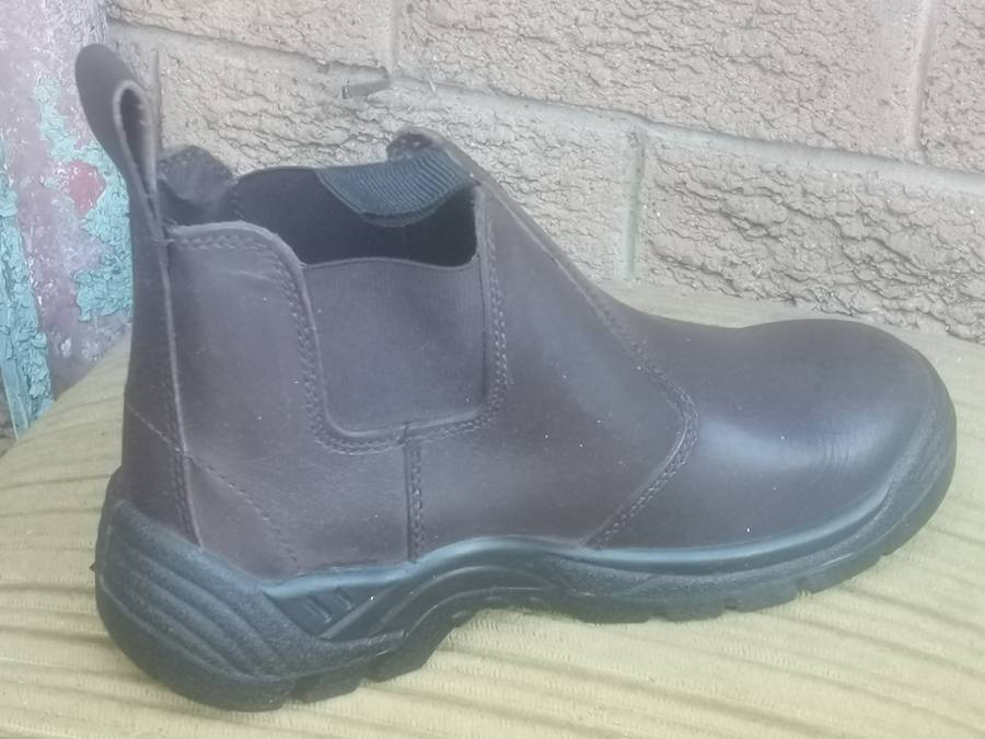 INKUNZI MENS SAFETY BOOT SIZE 6 - NEW IN BOX