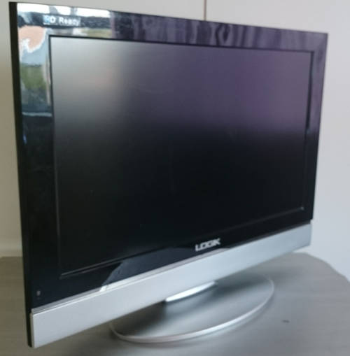 Logik LCD 32 Inch Flat Screen TV