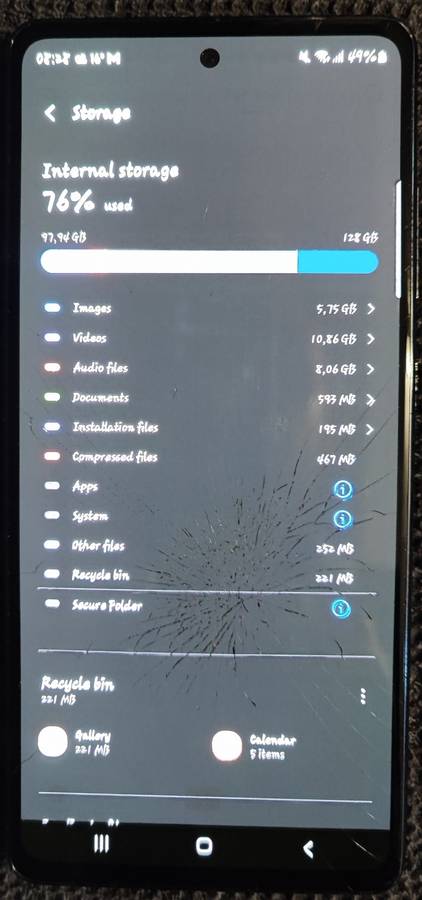 Samsung Galaxy S20 FE 2020 - 128GB 6GB RAM - Dual SIM - Cloud Navy - Read Description