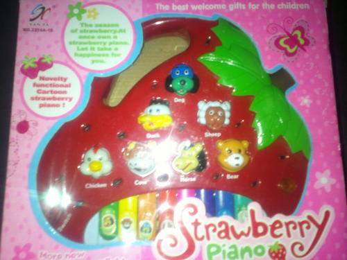 STRAWBERRY PIANO