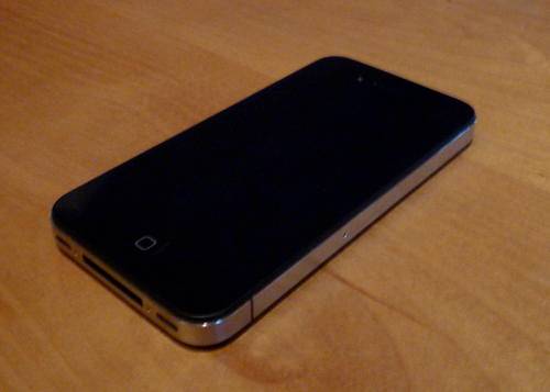 16GIG APPLE IPHONE 4 !! EXCELLENT CONDITION !!
