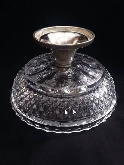Beautifully Cut Glass Sweety Bowl on Silver plated stand - Stunning !!