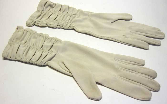 Retro Gloves - Still in original packaging!