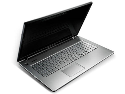 Packard Bell Easynote LX 17inch Core i7, 8GB Ram** 750GBHdd and 500Gb Hdd HD5650,