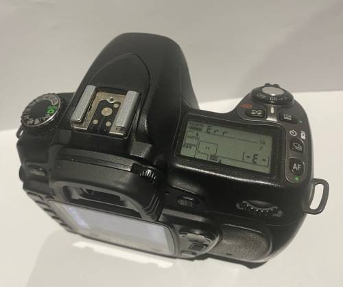 ***Nikon D80 SLR Camera ***Battery ***Please Read