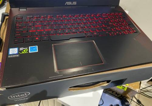 ***Gaming Laptop Asus GL553VD i5 7th 8GB 240SSD GeForce GTX 1050 Graphic Card ***BOX INCLUDED