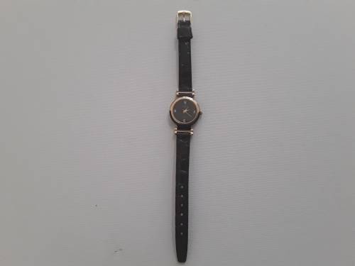 Beautiful Women`s Genuine Diamond Accent Quats With Genuine Leather Strap