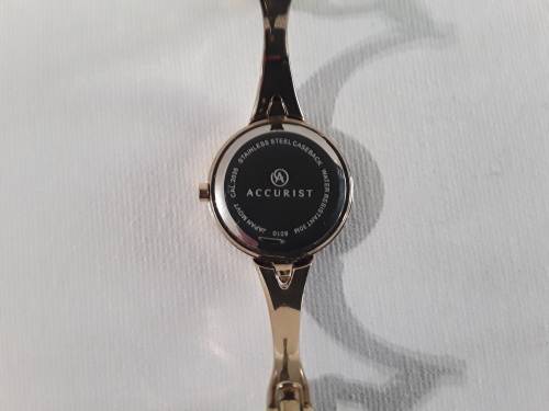 New Gold Accurist 8010 Ladies Watch