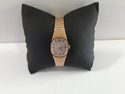 Beautiful Swiss-Made AVIA Watch For Women