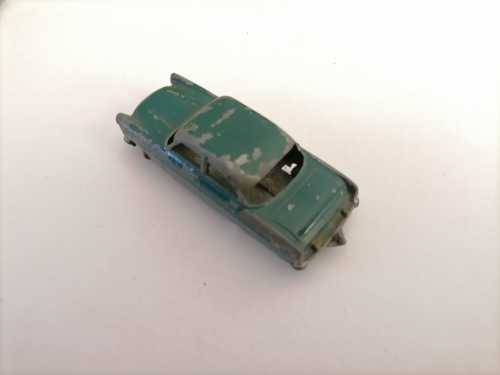 Vintage Lesney Matchbox No. 33 Ford Zodiac Mk11 Sedan 1957
