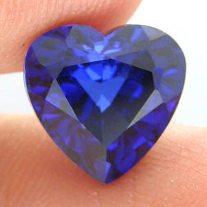 4.73 cts BLUE SAPPHIRE heart facet (Thailand)
