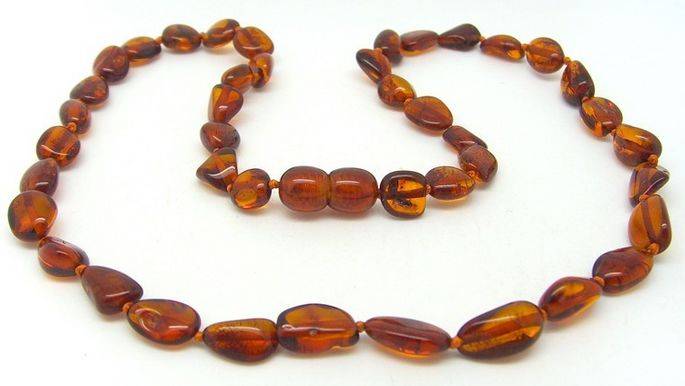 100% Natural BALTIC AMBER necklace - Certificate of Authenticity included!