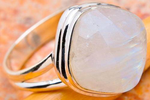 Sterling silver ring - RAINBOW MOONSTONE - Dreams Collection (size 10 / T half)