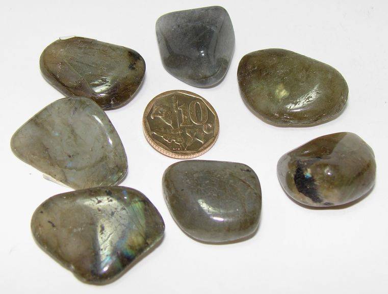 Natural LABRADORITE