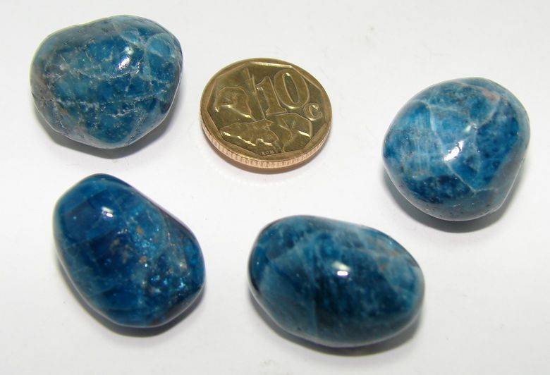 Natural APATITE