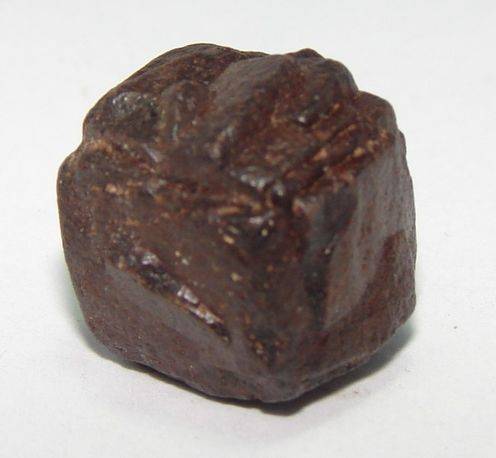 Natural MAGNETITE / LODESTONE (Devil's dice)