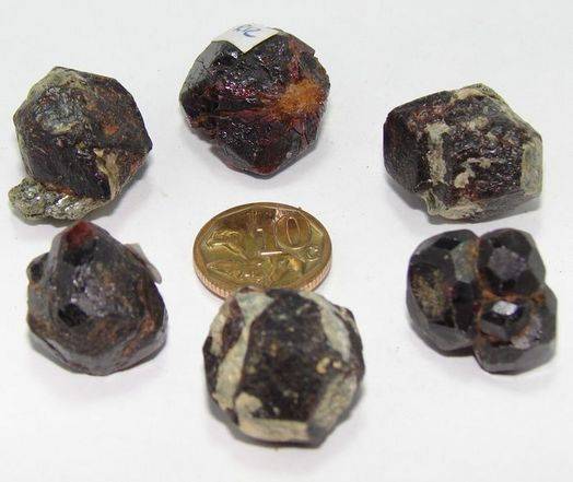 Natural GARNET nodules