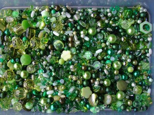 ST PADDY'S DAY SOUP MIX mixed bead tubs - 150g - GREEN