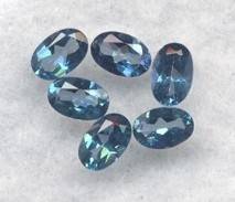 1.10 cts NEPTUNE GARDEN TOPAZ oval facets (Brazil) - 2 pieces available