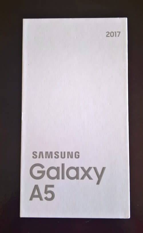 SAMSUNG GALAXY A5 32GB 2017 16 MP / 16 MP WATER & DUST RESISTANT FINGER SCANNER