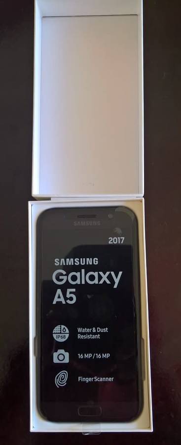 SAMSUNG GALAXY A5 32GB 2017 16 MP / 16 MP WATER & DUST RESISTANT FINGER SCANNER