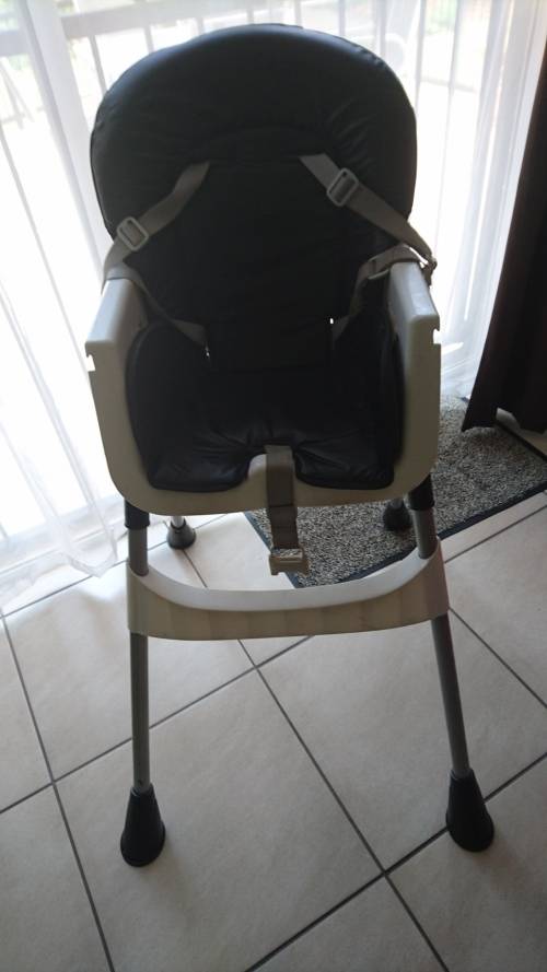 Black and white High Chair