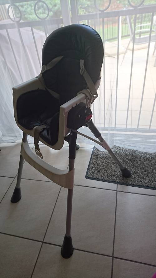 Black and white High Chair