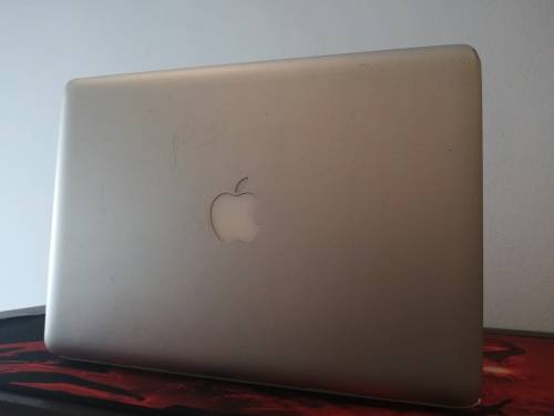 APPLE MACBOOK PRO 13" MID 2010 CORE 2 DUO {PLEASE READ}