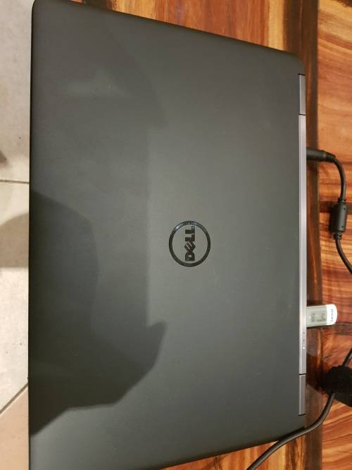 DELL LATITUDE E7250 12.5" CORE I5, 8GB RAM, 256GB SSD HDD!!! GREAT DEAL!!!