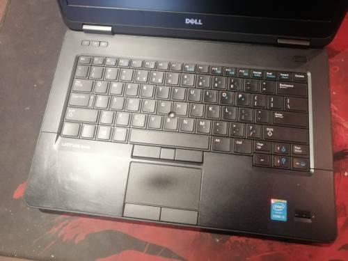 DELL LATITUDE E5440- (14") CORE i5 -4TH GEN, 6GB DDR3 RAM, 500GB HDD!!! LATE ENTRY !!!