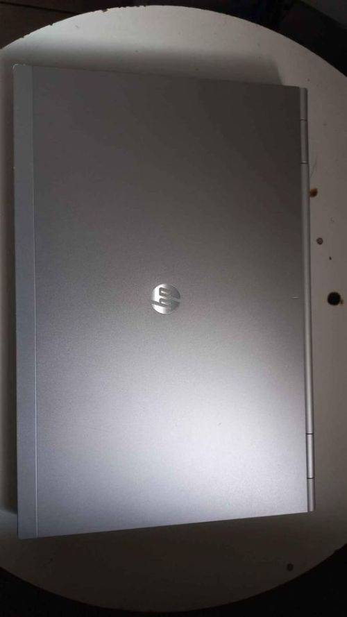 HP ELITEBOOK 8560p- (15.6`) CORE i5-2520m, 4GB DDR3 RAM, 500GB HDD!!! GREAT DEAL!!!