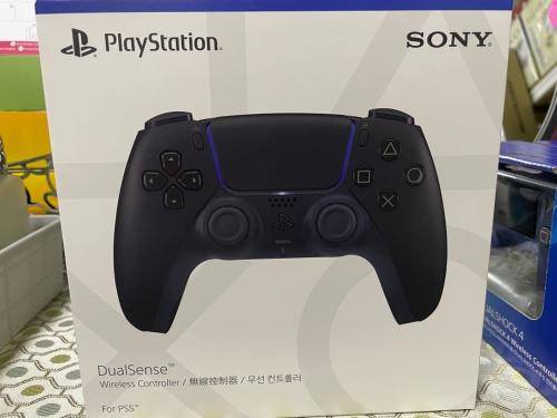 PlayStation 5 DualSense Controller - Black -boxed