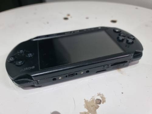 JOB LOT FAULTY PSP STREET PORTABLE CONSOLE - SOLD AS IS!!