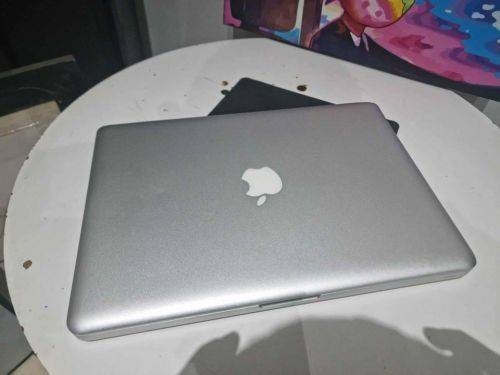 APPLE MACBOOK PRO 13` LATE 2011 CORE I5, 16GB RAM, 500GB SSD!!! FREE BAG!!