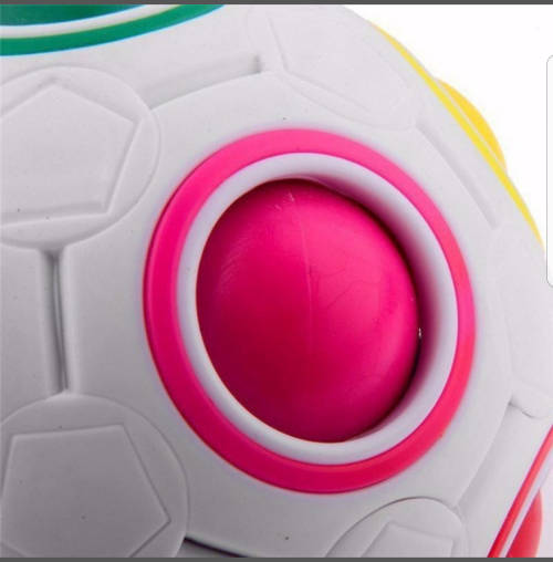 Fidget Ball... Brand New! IDEAL GIFT FOR KIDS ***R10 Increments ... NO RESERVE***