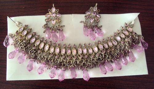 Light purple Indian necklace and matching earings