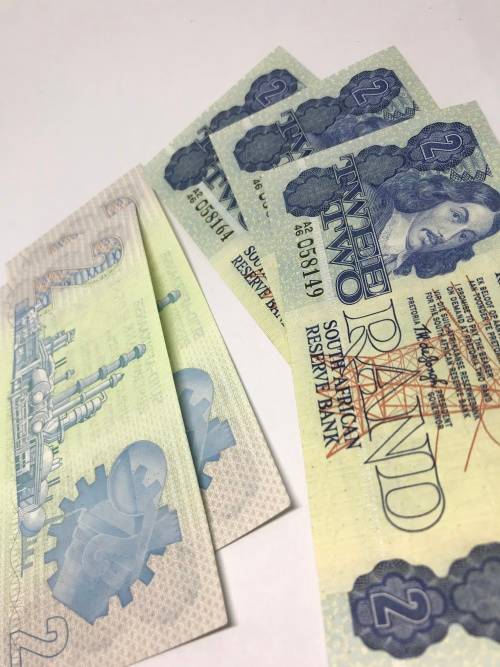 NEW UNCIRCULATED South African TWO RAND Bank Notes