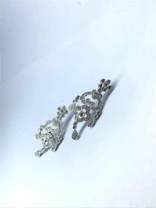 18CT W/Gold Diamond Chandelier Earrings