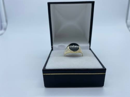 *STUNNING ONYX & GOLD RING* - (RETAIL R9000)