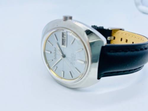 *CITIZEN AUTOMATIC 27 JEWELS* RETAIL R16 000!