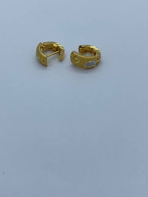 *21CT SOLID GOLD HUGGER EARRINGS* RETAIL R15 000!