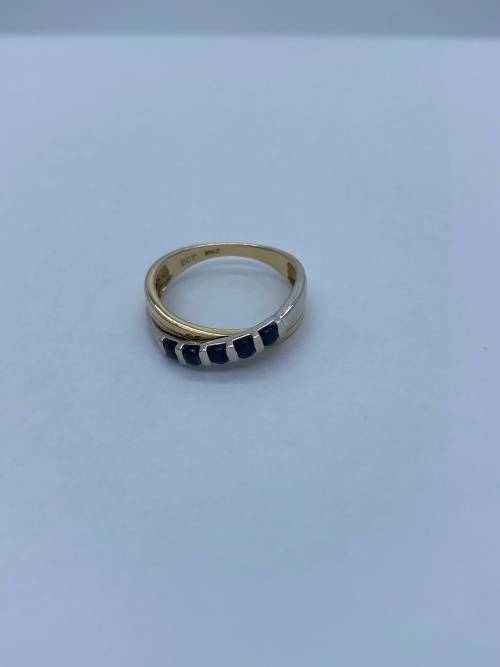 *NWJ SAPPHIRE & DIAMOND GOLD RING* DELIVERY TUESDAY 24TH