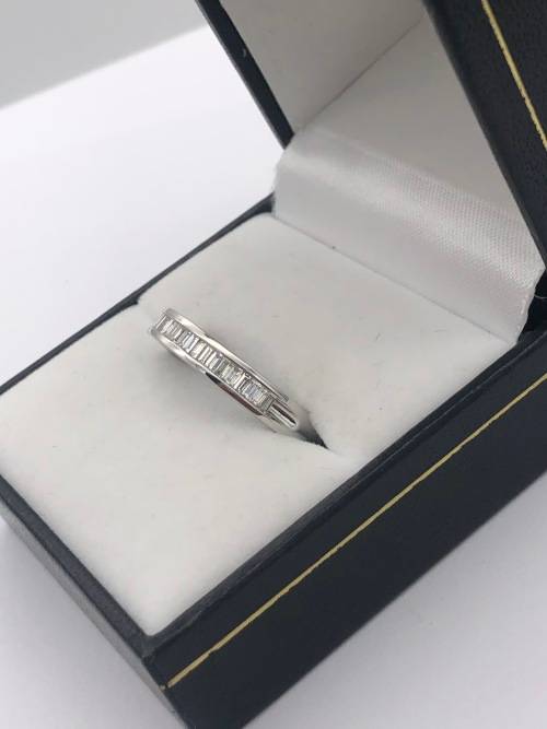 *0.80CT DIAMOND ETERNITY RING (18K W/GOLD)* BEAUTIFUL ORIGINAL ETERNITY !!!