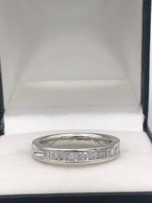 *0.80CT DIAMOND ETERNITY RING (18K W/GOLD)* BEAUTIFUL ORIGINAL ETERNITY !!!