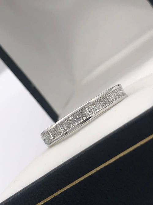 *0.80CT DIAMOND ETERNITY RING (18K W/GOLD)* BEAUTIFUL ORIGINAL ETERNITY !!!