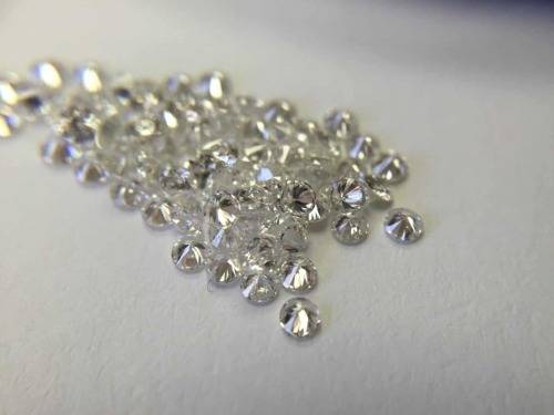 *PARCEL OF 5 x VVS 0.02CT DIAMONDS* R1 BIDS