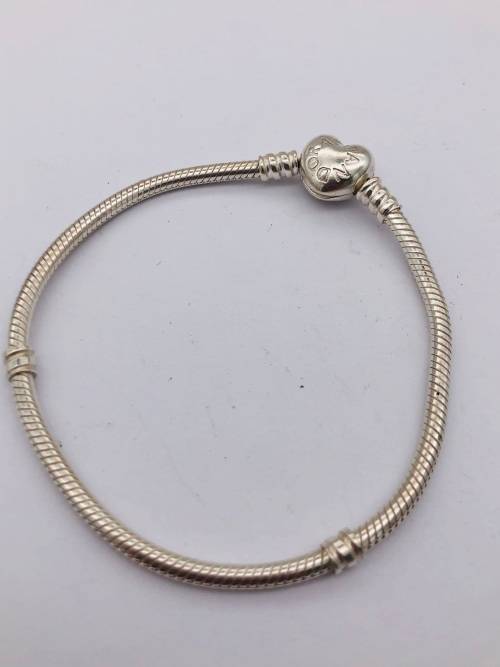 *PANDORA SNAKE CHARM BRACELET* R1 BIDS!