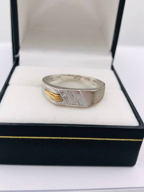 *9CT GOLD & SILVER MENS RING* R1 BIDS